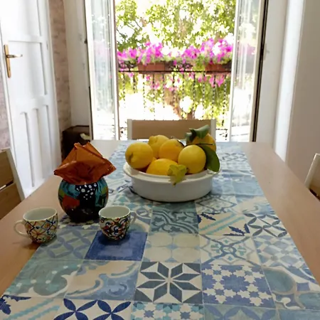 Casa Bluchic Gioisia *